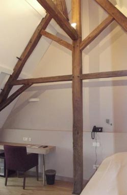 Chambre de l'Hôtel-Restaurant Le Château du BOST près de Vichy en Auvergne